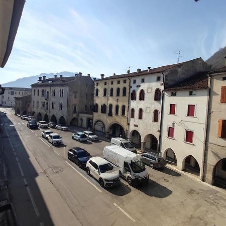Torre Ca Emo, La Mansarda Di Serravalle Vittorio Veneto Eksteriør billede